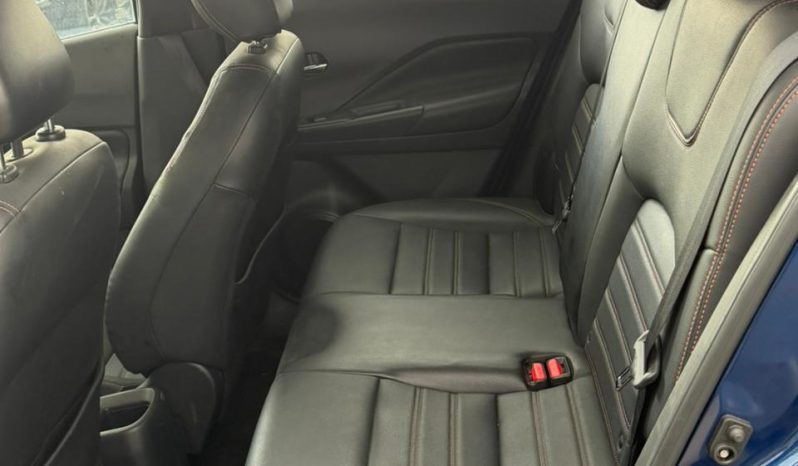 
								2019 Nissan Kicks full									