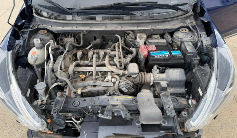 
								2019 Nissan Kicks full									