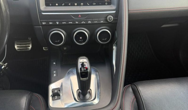 
								Jaguar E-Pace full									