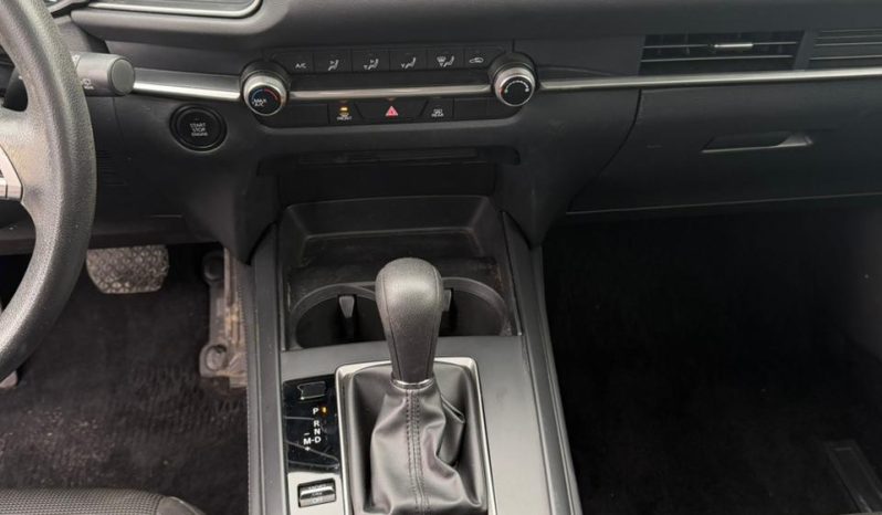 
								Mazda CX-30 full									