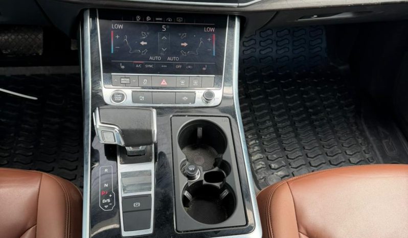 
								2021 Audi Q7 full									