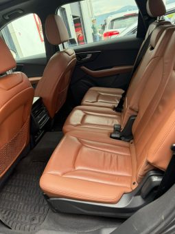 
										2021 Audi Q7 full									