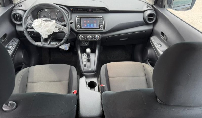 
								2024 Nissan Kicks full									