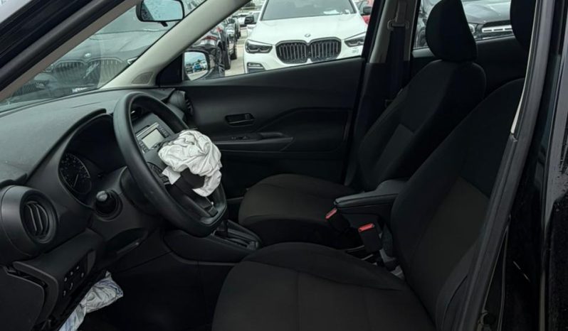 
								2024 Nissan Kicks full									