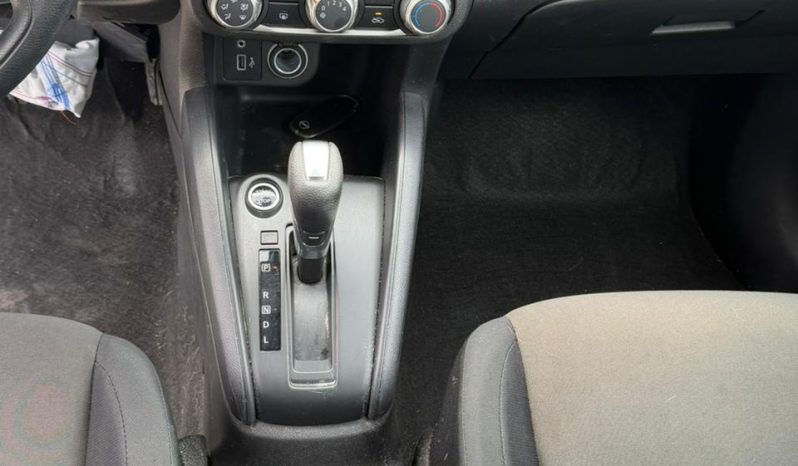 
								2024 Nissan Kicks full									