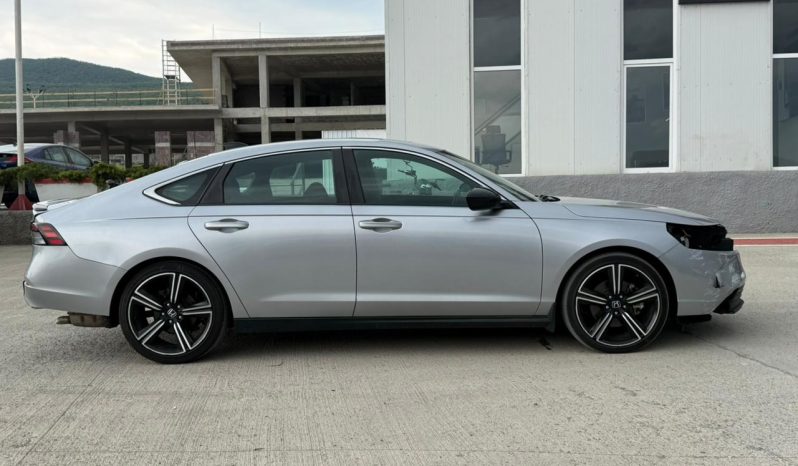 
								2023 Honda Accord full									