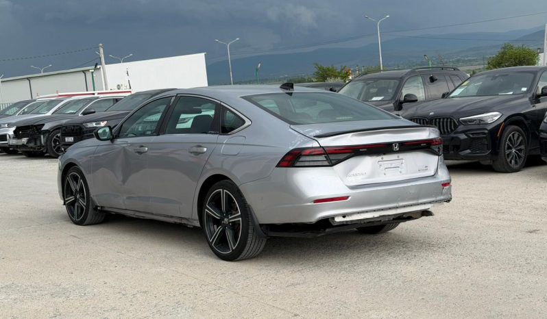 
								2023 Honda Accord full									