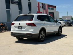 
										Volkswagen Tiguan full									