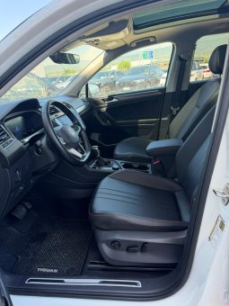 
										Volkswagen Tiguan full									