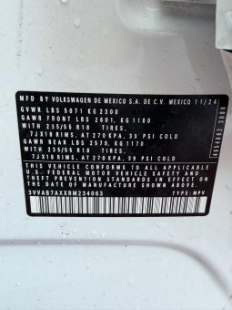 
										Volkswagen Tiguan full									