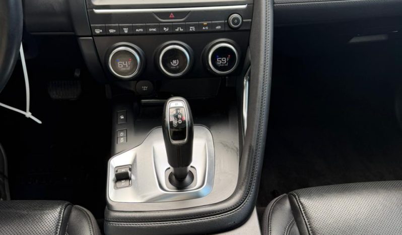 
								2020 Jaguar E-Pace full									