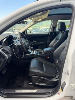 
										2020 Jaguar E-Pace full									