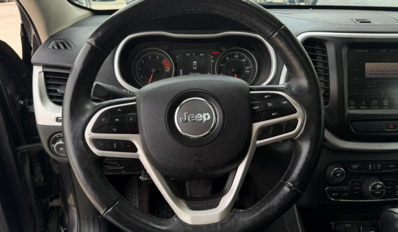 
								2017 Jeep Cherokee full									