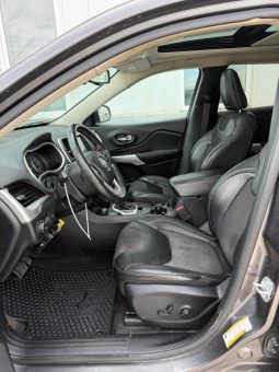 
										2017 Jeep Cherokee full									