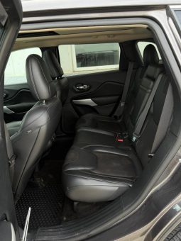 
										2017 Jeep Cherokee full									