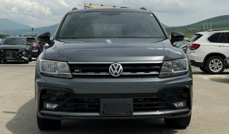 
								Volkswagen Tiguan full									