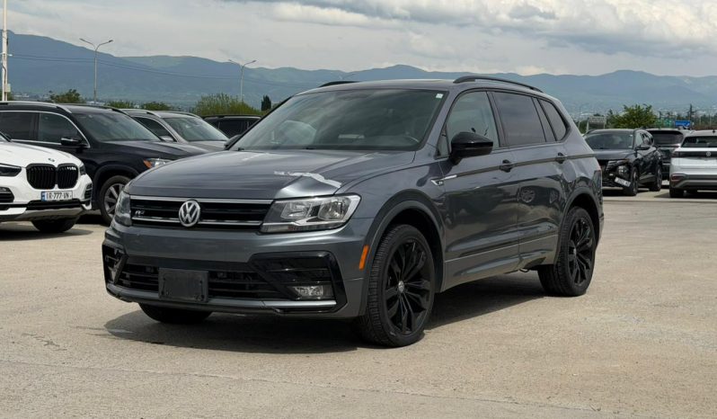 
								Volkswagen Tiguan full									