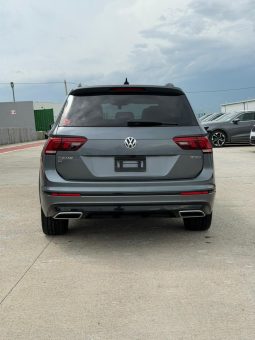
										Volkswagen Tiguan full									
