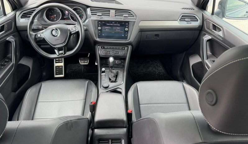 
								Volkswagen Tiguan full									