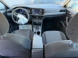 
										VOLKSWAGEN JETTA full									