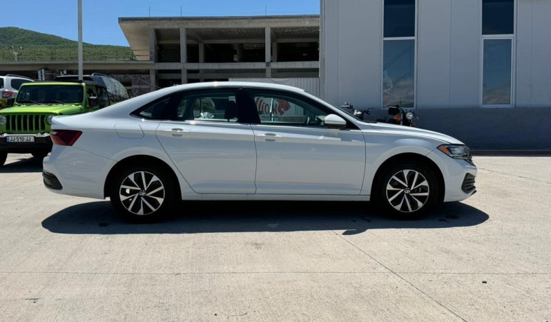 
								VOLKSWAGEN JETTA full									