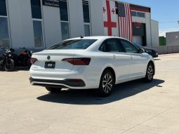
										VOLKSWAGEN JETTA full									