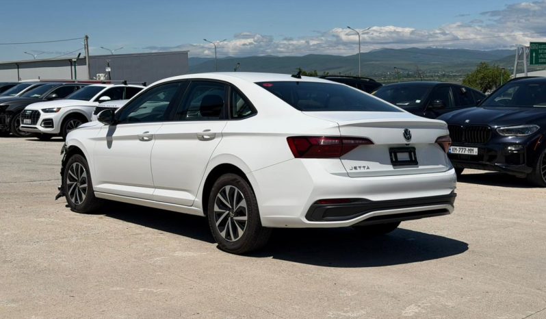 
								VOLKSWAGEN JETTA full									