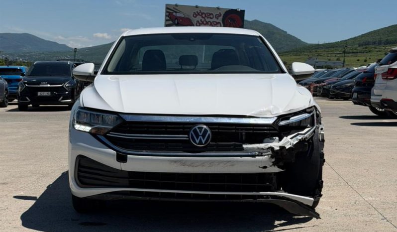 
								VOLKSWAGEN JETTA full									