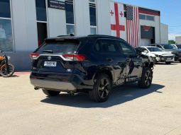
										2020 Toyota RAV4 full									