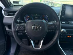 
										2020 Toyota RAV4 full									