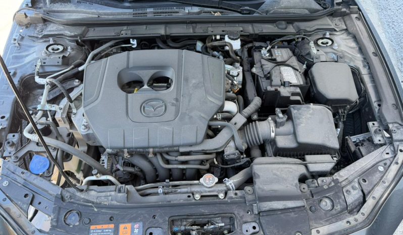 
								2025 Mazda 3 full									