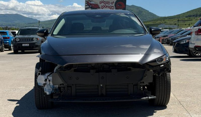 
								2025 Mazda 3 full									
