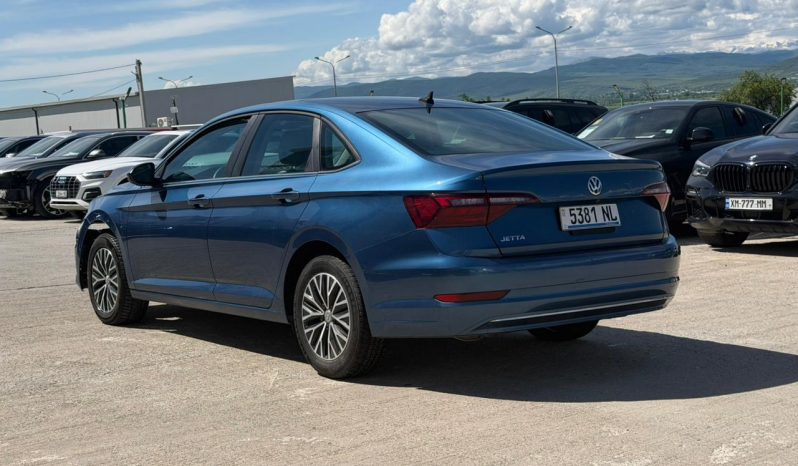 
								VOLKSWAGEN JETTA full									