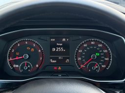 
										VOLKSWAGEN JETTA full									