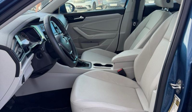 
								VOLKSWAGEN JETTA full									