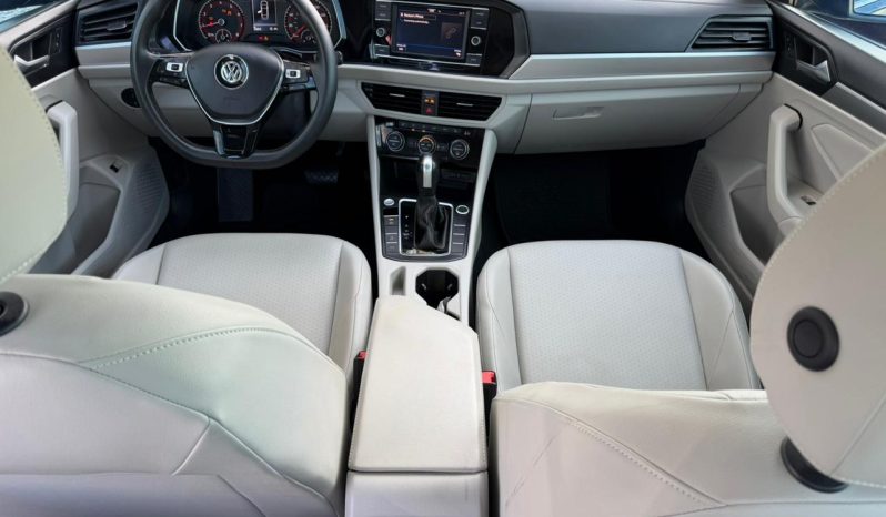 
								VOLKSWAGEN JETTA full									
