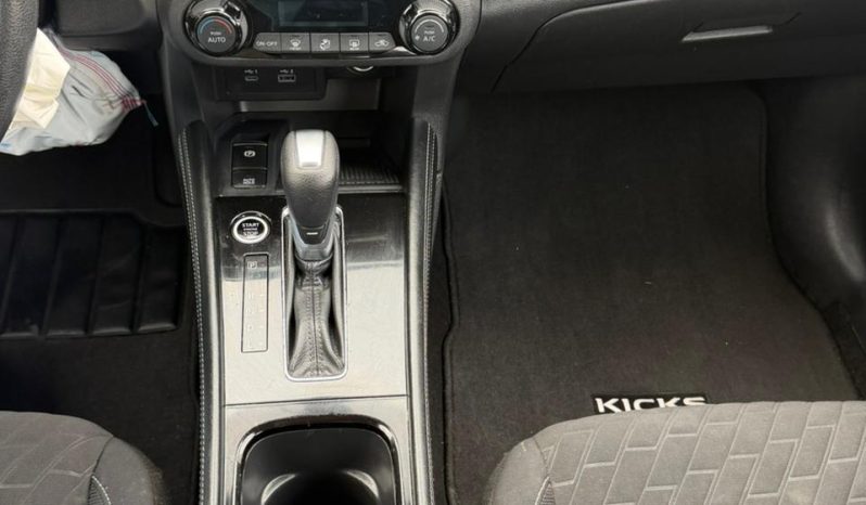 
								2022 Nissan Kicks, Sv Xtronic Cvt full									