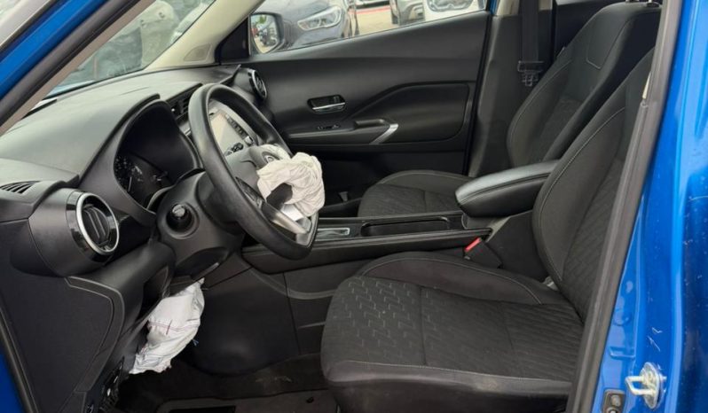 
								2022 Nissan Kicks, Sv Xtronic Cvt full									