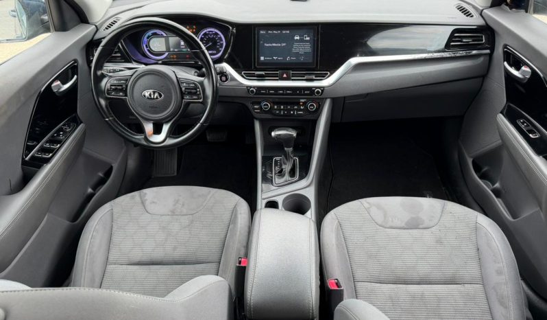 
								2020 KIA Niro full									