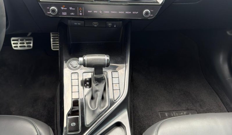 
								2025 KIA Niro full									