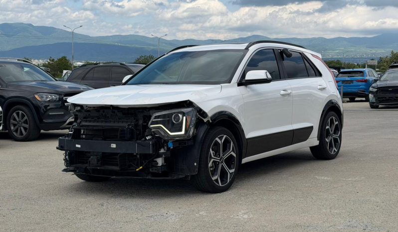 
								2025 KIA Niro full									