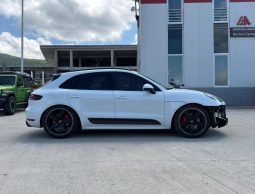 
										2016 Porsche Macan full									