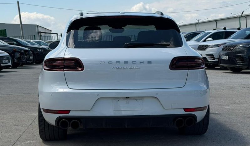 
								2016 Porsche Macan full									