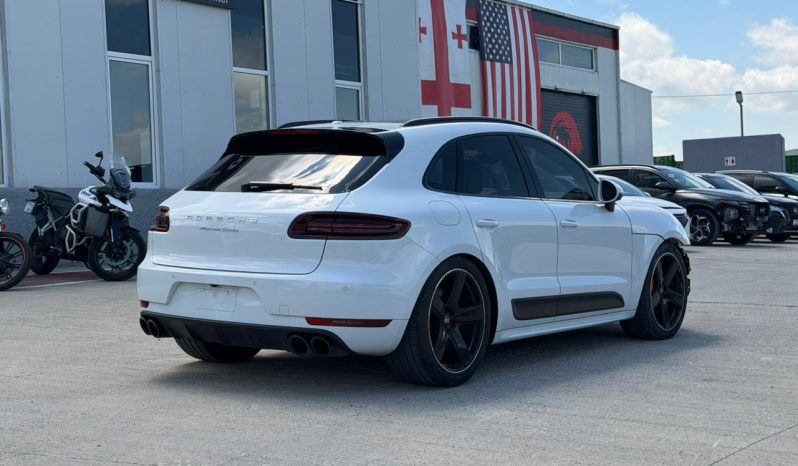 
								2016 Porsche Macan full									