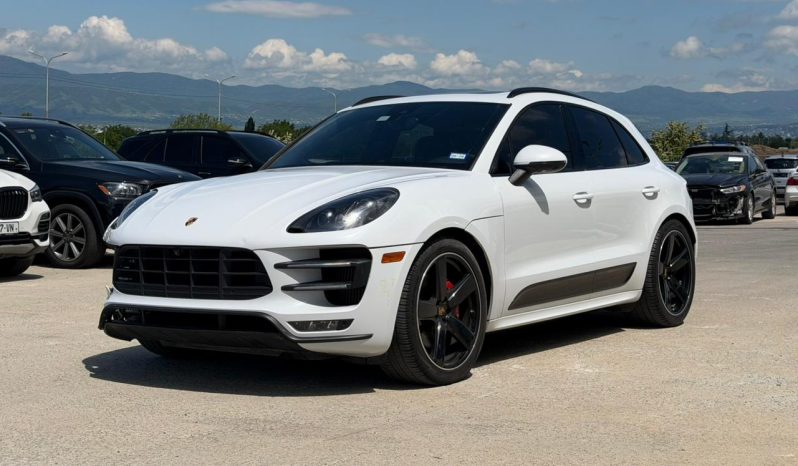 
								2016 Porsche Macan full									