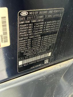 
										2017 Land Rover Discovery full									