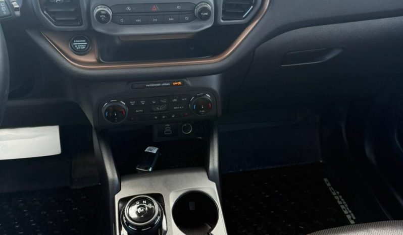 
								2023 Ford Bronco Sport full									