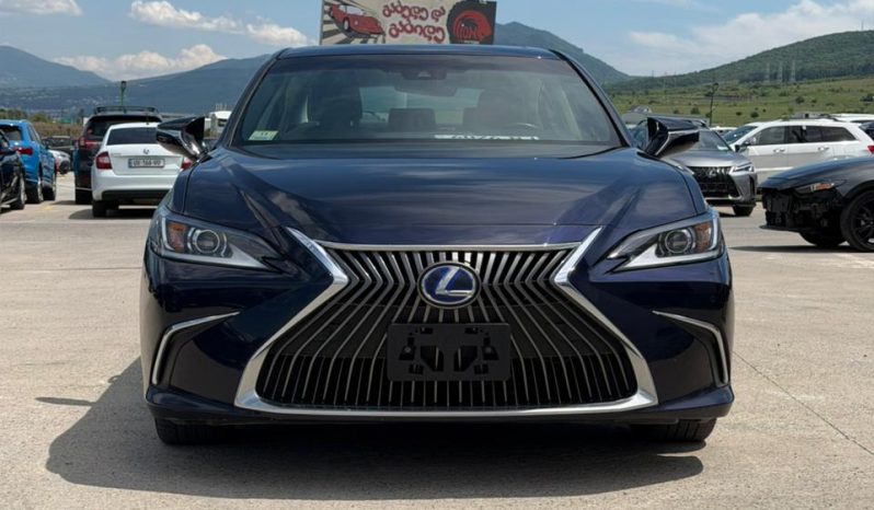 
								LEXUS ES 300H full									