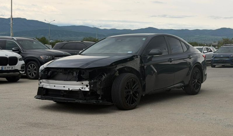 
								2025 Toyota Camry full									