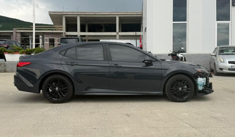 
								2025 Toyota Camry full									